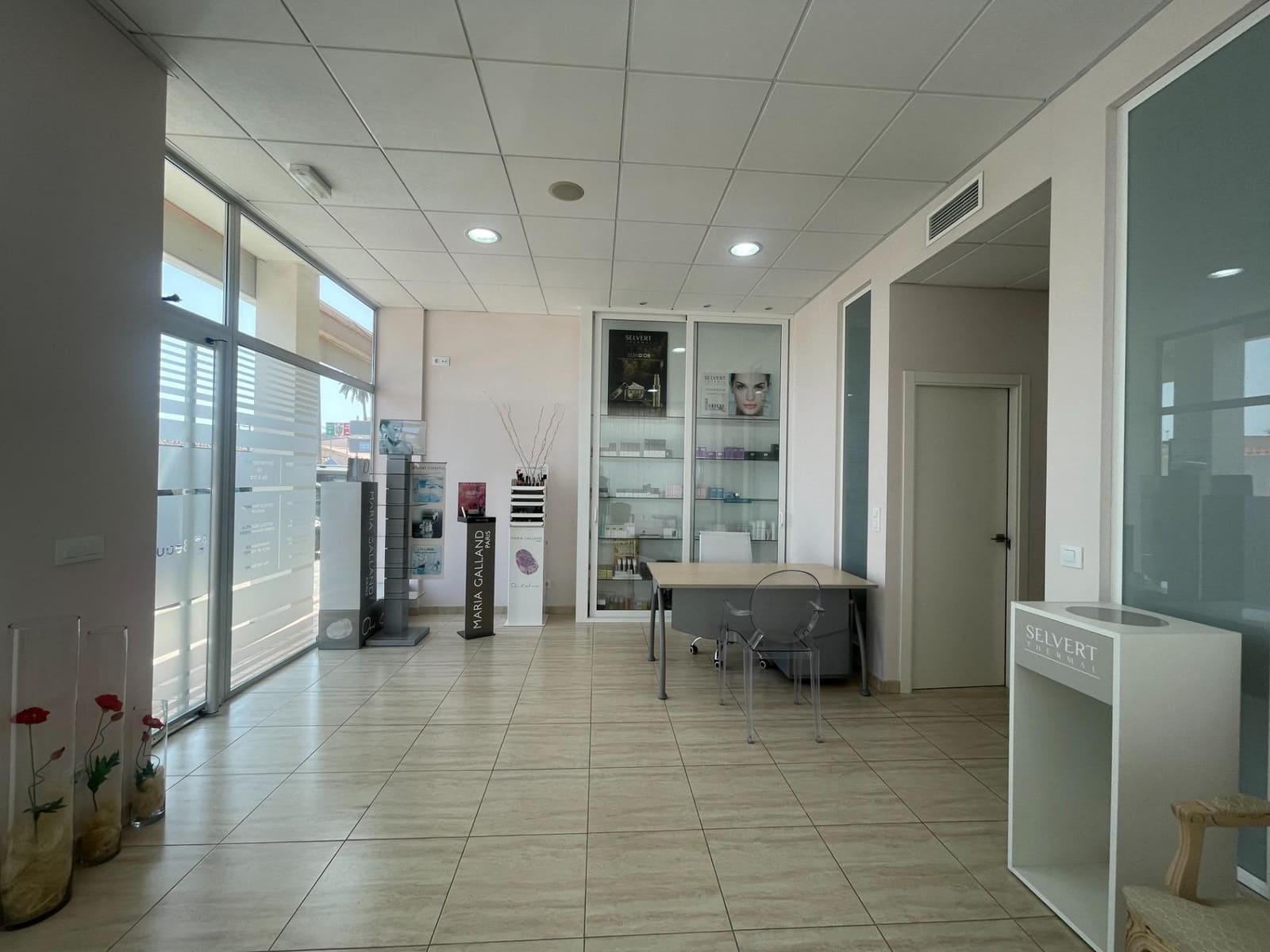 Kaupallinen vuokrattavana paikassa Denia - 1 800 € (Ref: 8438685)