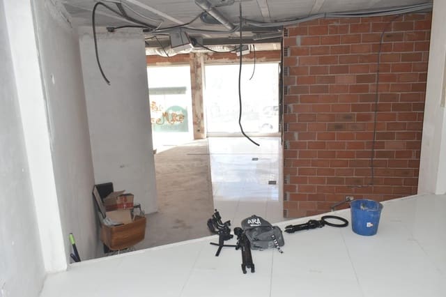 Kommersiell til salgs i Pego - € 90 000 (Ref: 8442441)