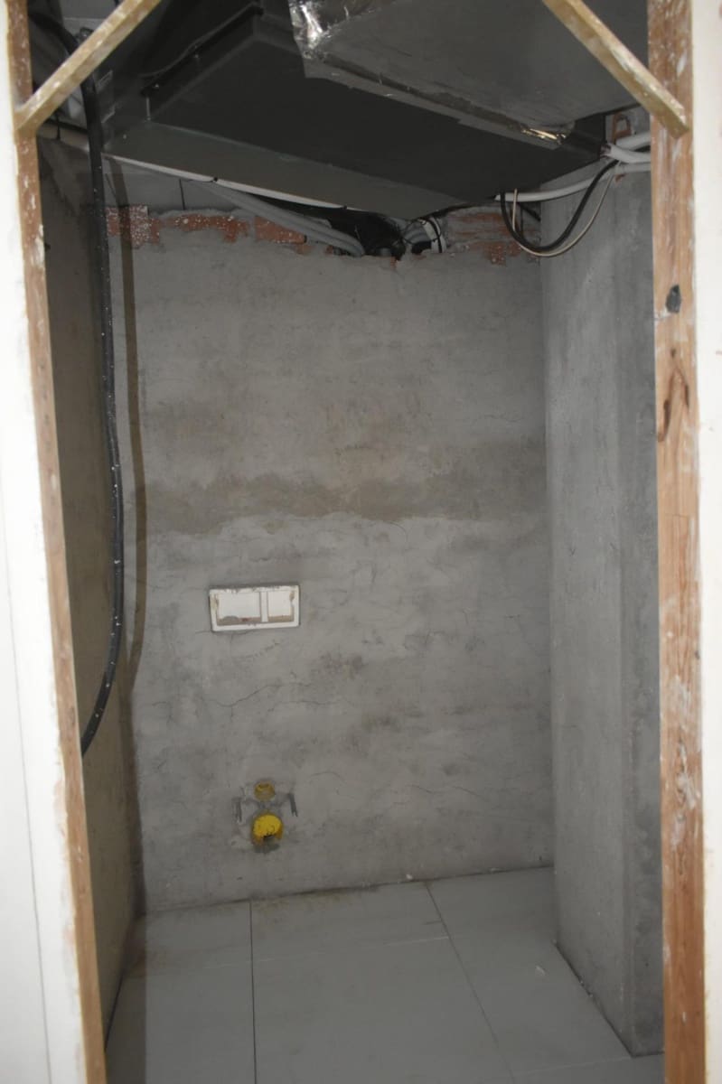 Commercial for sale in Pego - € 90,000 (Ref: 8442441)