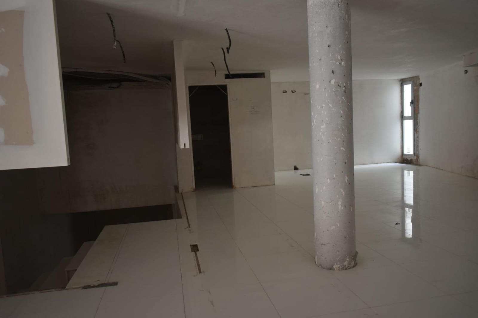 Commercial for sale in Pego - € 90,000 (Ref: 8442441)