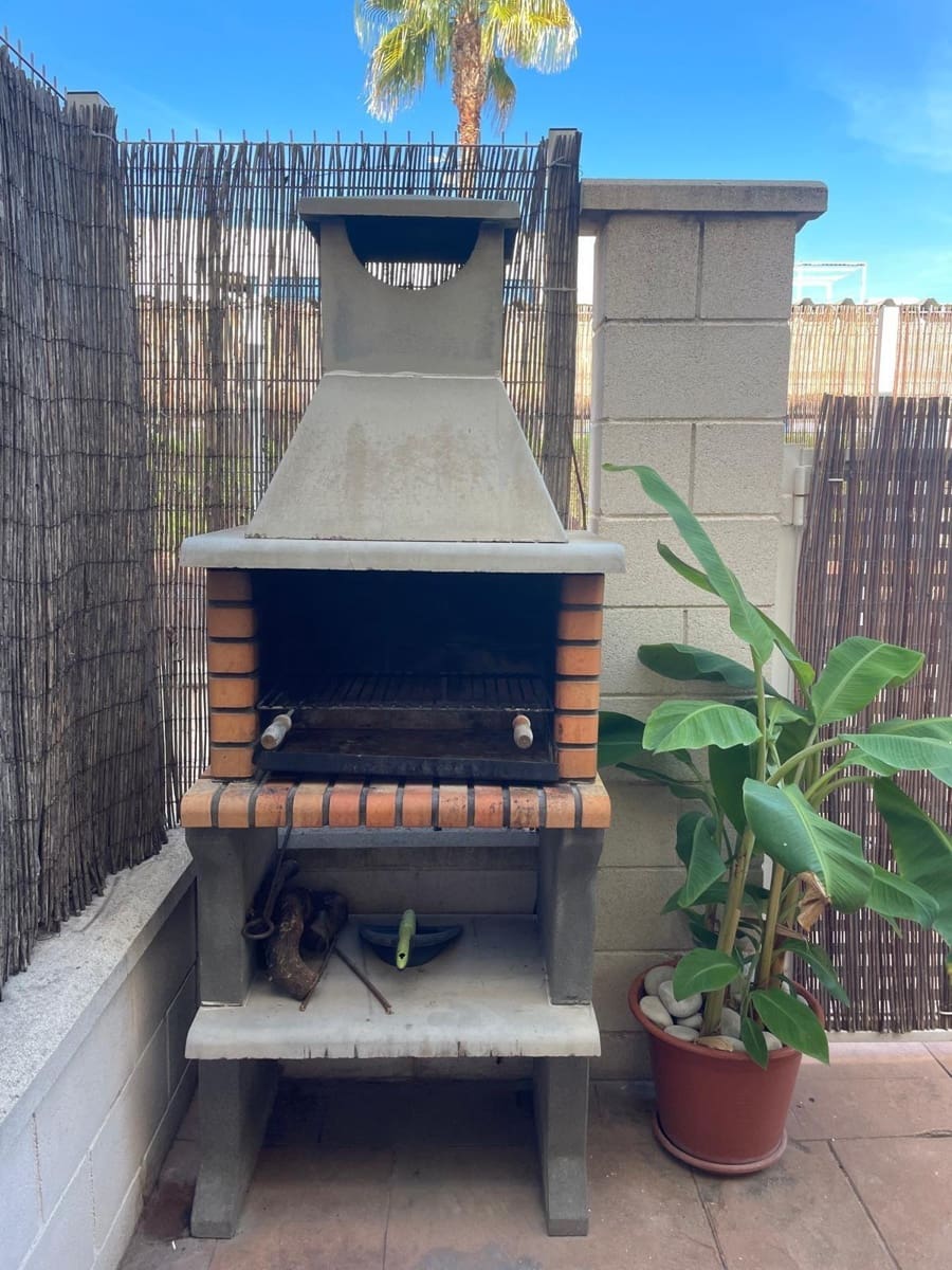 2 sovrum Lägenhet att hyra i Oliva med pool - 750 € (Ref: 8597670)