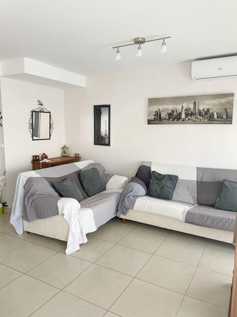 2 slaapkamer Appartement te huur in Oliva met zwembad - € 750 (Ref: 8597670)