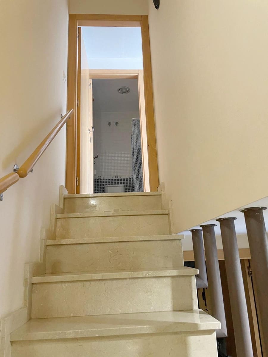 2 slaapkamer Appartement te huur in Oliva met zwembad - € 750 (Ref: 8597670)