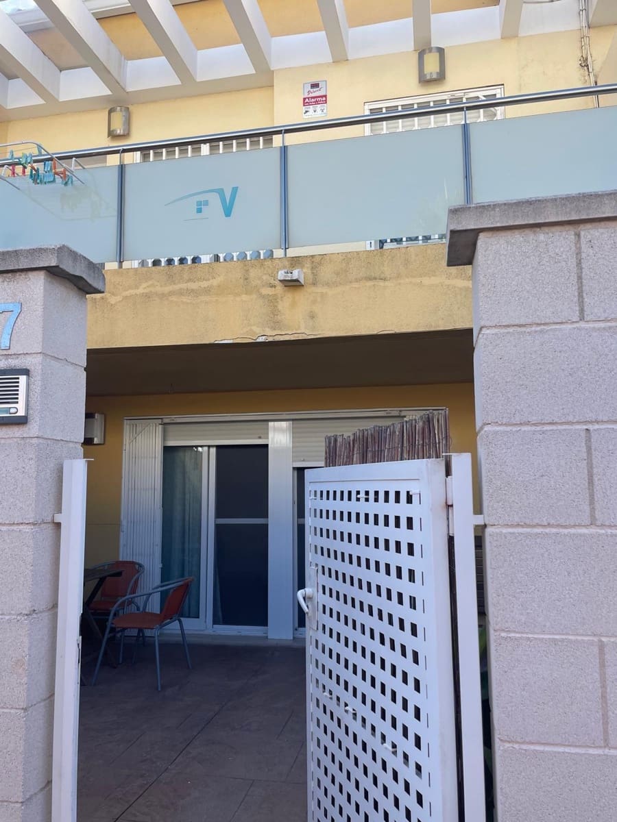 2 slaapkamer Appartement te huur in Oliva met zwembad - € 750 (Ref: 8597670)