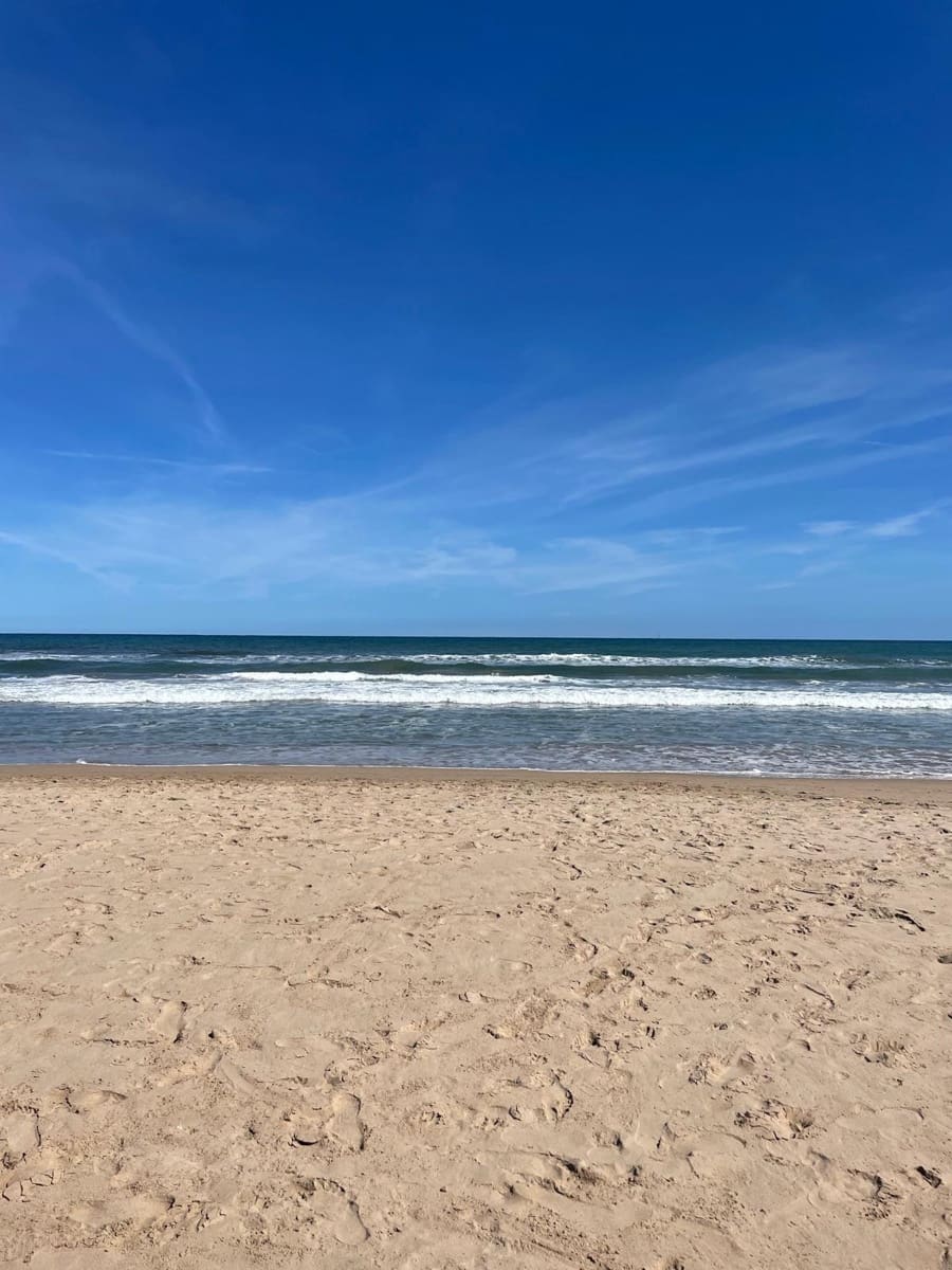 Appartement de 2 chambres à louer à Oliva avec piscine - 800 € (Ref: 8597670)