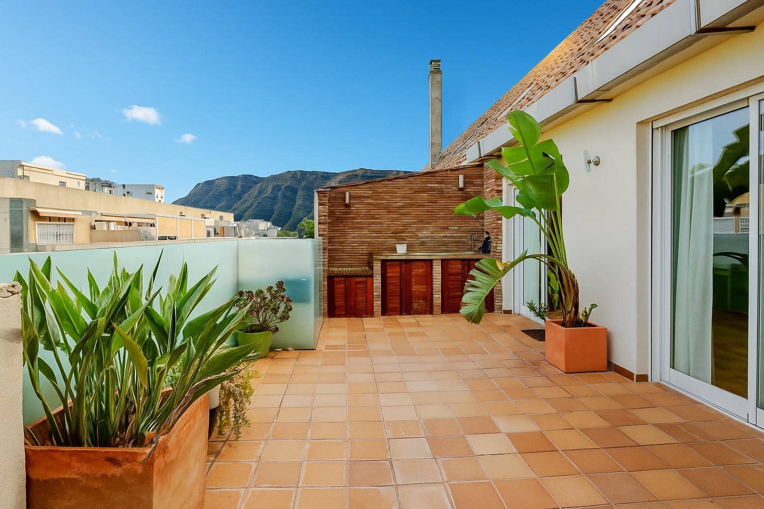 4 bedroom Penthouse for sale in Denia with garage - € 499,000 (Ref: 8610675)