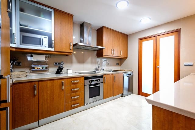 4 camera da letto Attico in vendita in Centro Urbano, Dénia con garage - 499.000 € (Rif: 8610675)