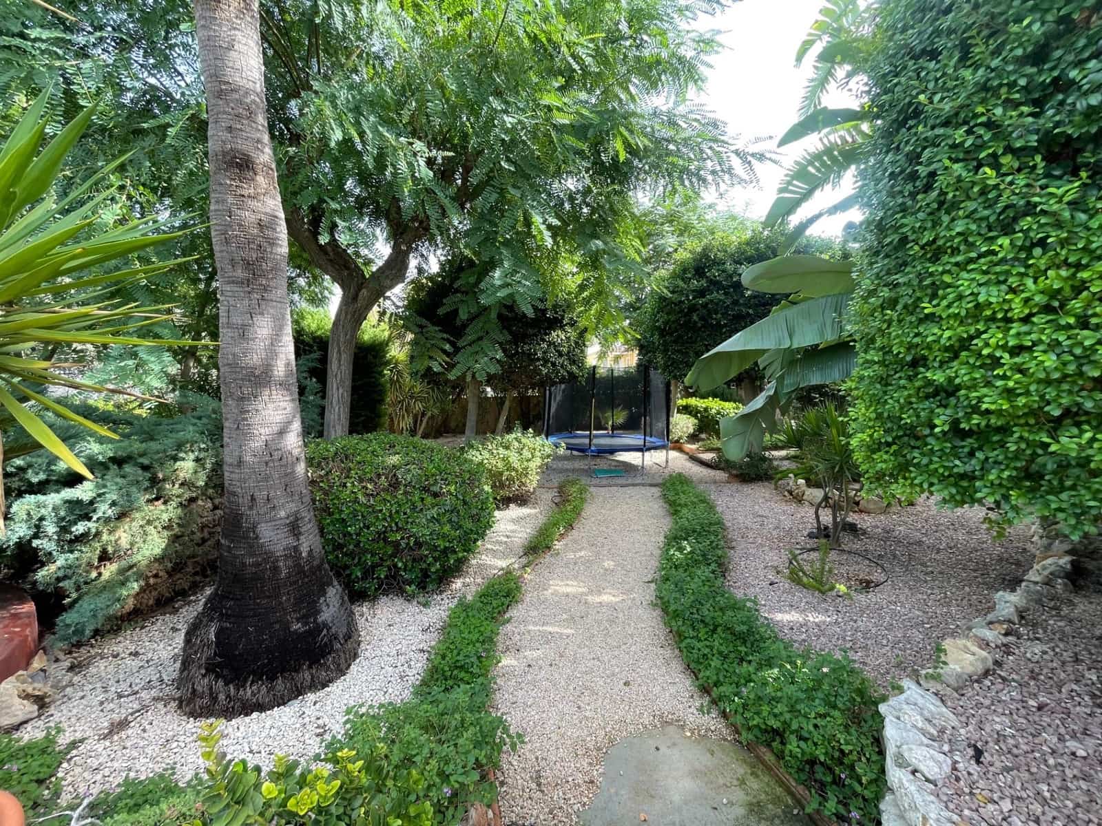 Chalet de 7 habitaciones en Dénia en venta con piscina garaje - 1.395.000 € (Ref: 8627021)