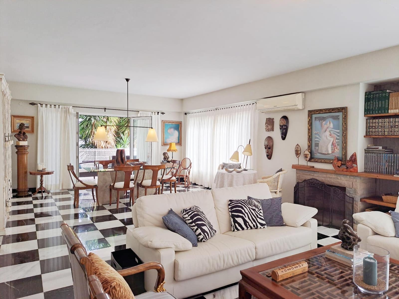 7 bedroom Villa for sale in Denia with pool garage - € 1,395,000 (Ref: 8627021)