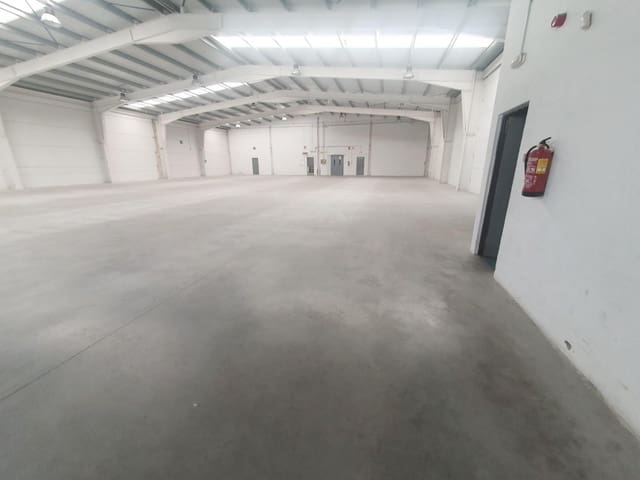 Business for sale in Getafe - € 2,500,000 (Ref: 8666245)