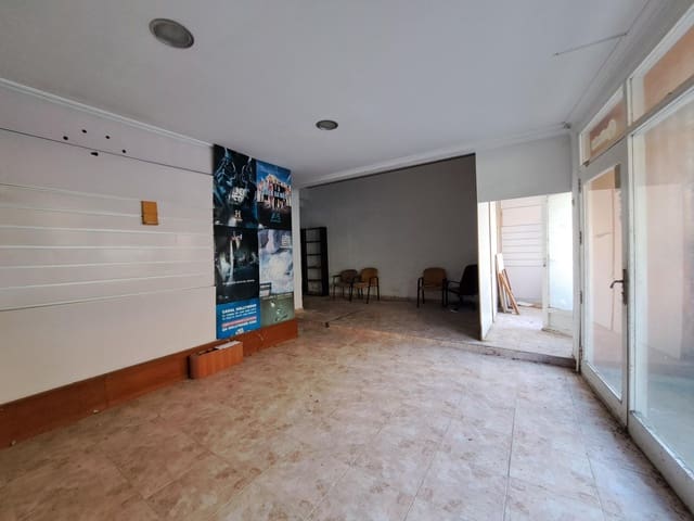 Erhverv til salg i Centro Urbano, Dénia - € 130.000 (Ref: 8687604)