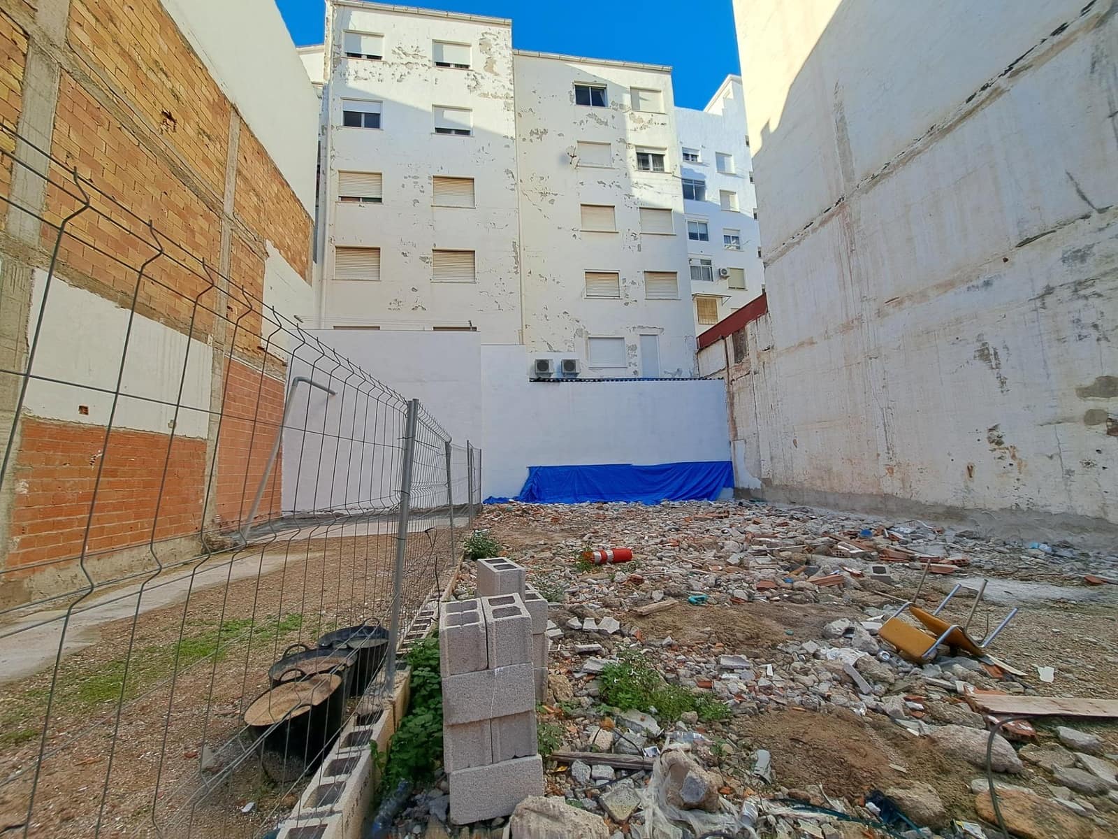 Building Plot for sale in Denia - € 180,000 (Ref: 8687605)