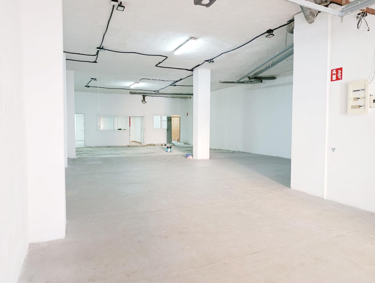 Commercieel te huur in Denia - € 1.100 (Ref: 8735536)