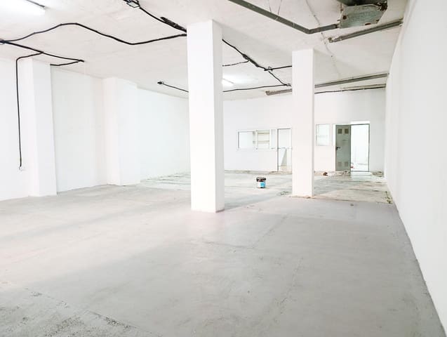 Commercieel te huur in Centro Urbano, Dénia - € 1.100 (Ref: 8735536)