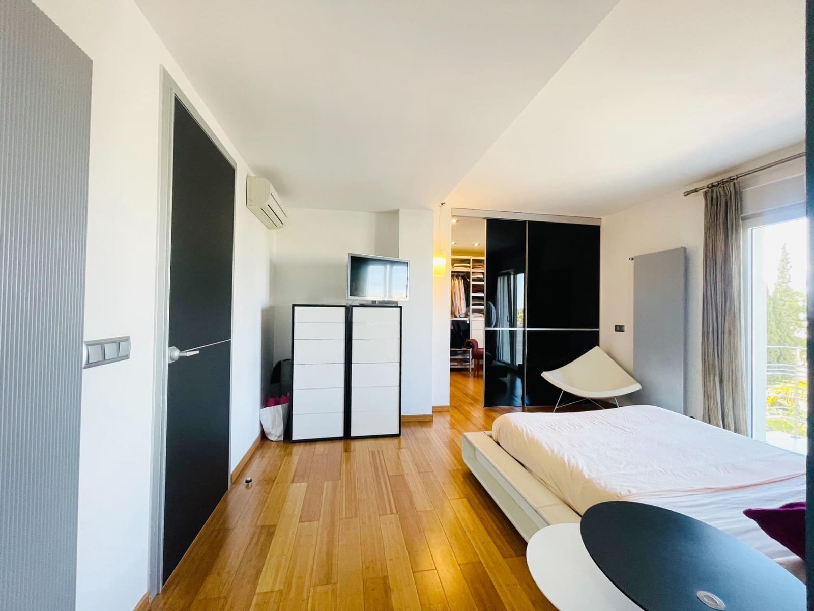 4 bedroom Villa for sale in Denia with pool garage - € 1,450,000 (Ref: 8874537)