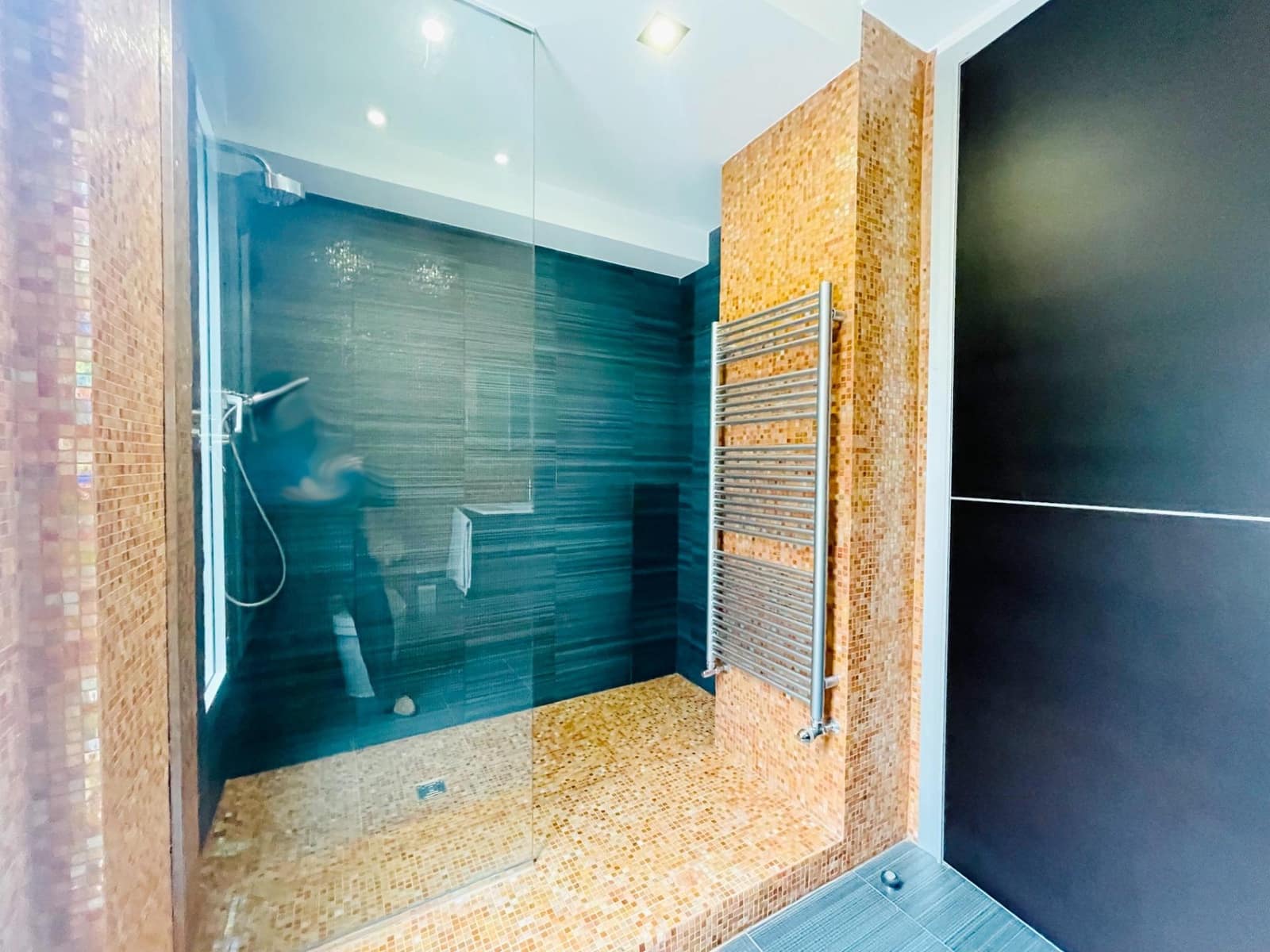 4 bedroom Villa for sale in Denia with pool garage - € 1,450,000 (Ref: 8874537)