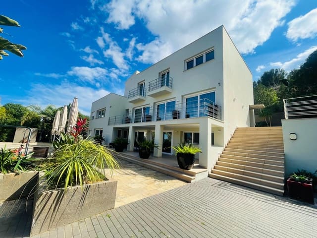 Chalet de 4 habitaciones en Dénia en venta con piscina garaje - 1.450.000 € (Ref: 8874537)