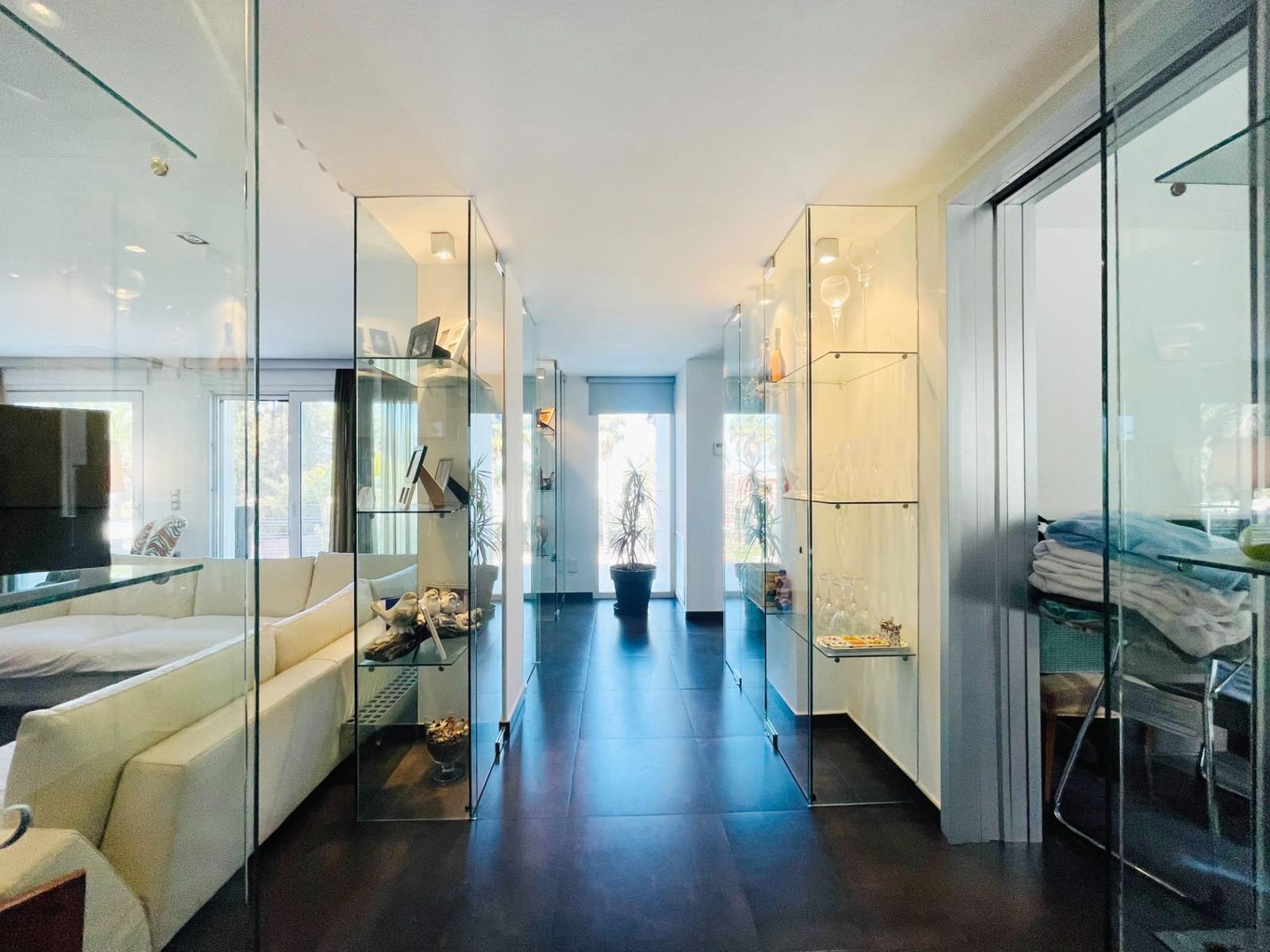 4 makuuhuone Huvila myytävänä paikassa Denia mukana uima-altaan 
autotalli - 1 450 000 € (Ref: 8874537)