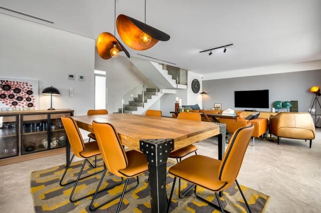 3 Zimmer Villa zu verkaufen in Dénia mit Pool Garage - 798.000 € (Ref: 8888176)