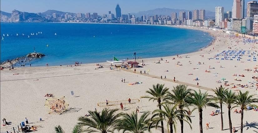 5 bedroom Villa for sale in Benidorm with garage - € 1,990,000 (Ref: 8894858)