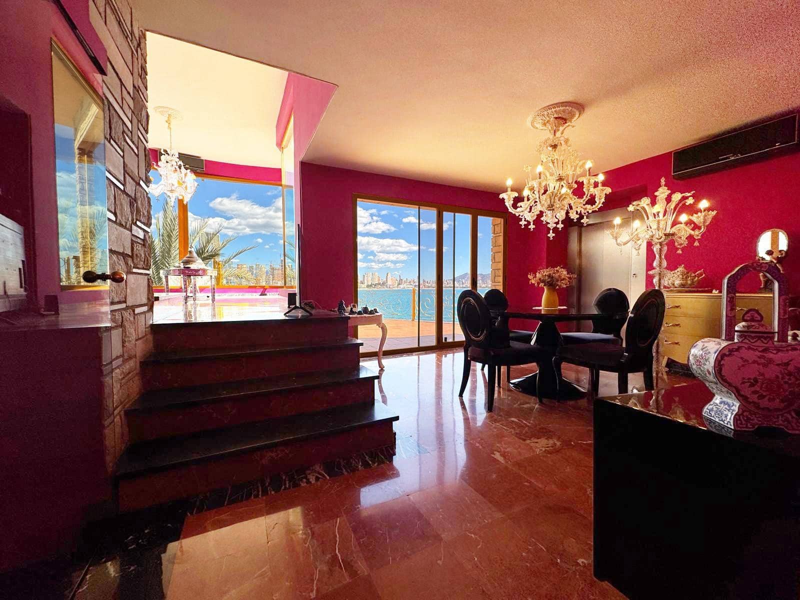 5 bedroom Villa for sale in Benidorm with garage - € 1,990,000 (Ref: 8894858)