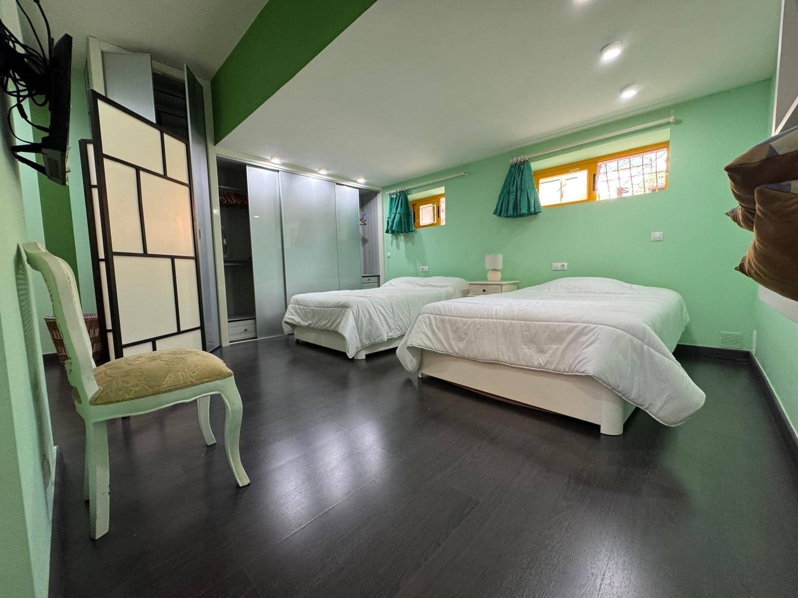 5 bedroom Villa for sale in Benidorm with garage - € 1,990,000 (Ref: 8894858)