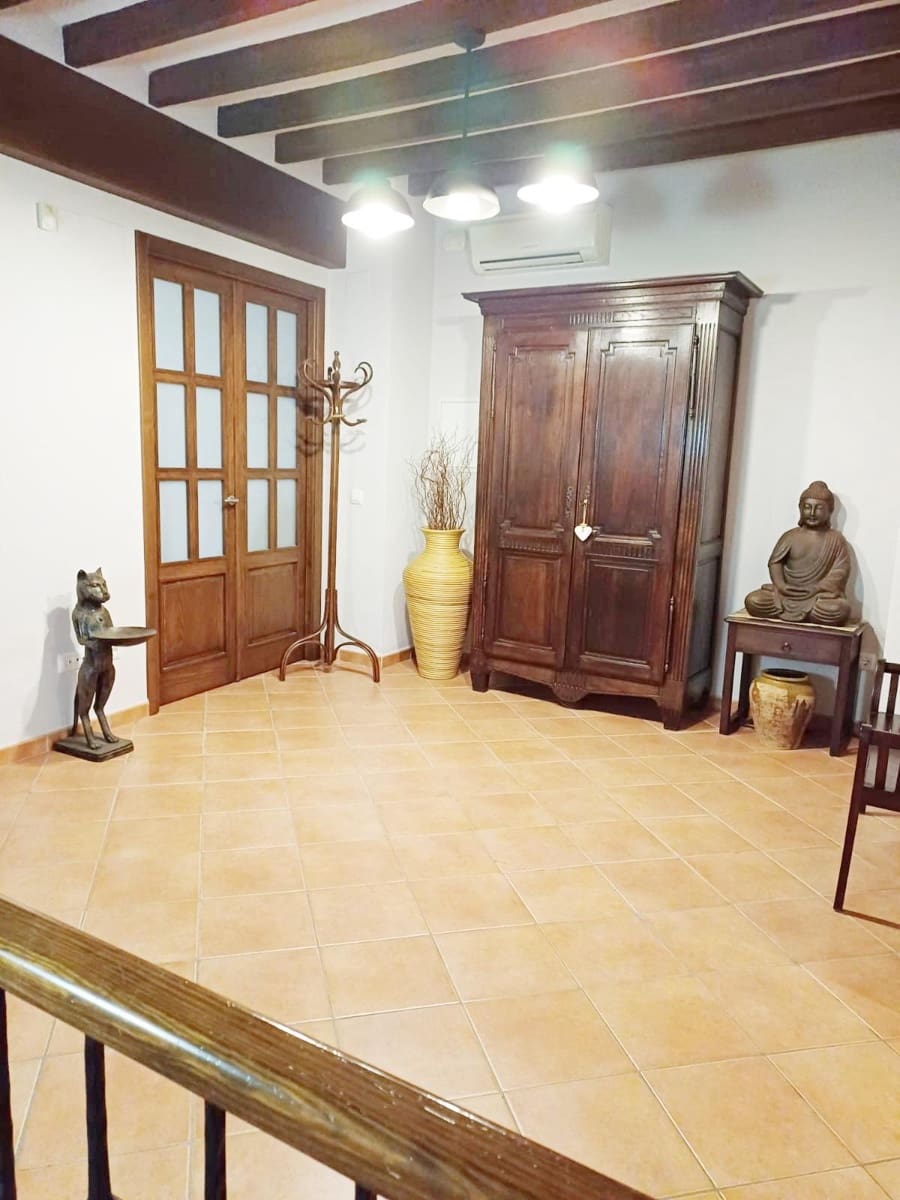 4 bedroom Apartment for sale in Denia - € 456,000 (Ref: 8950475)