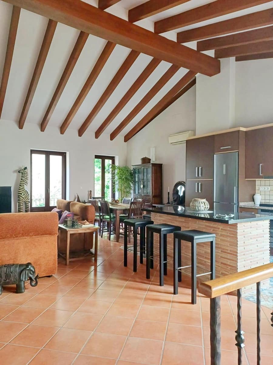 4 sovrum Lägenhet till salu i Denia - 456 000 € (Ref: 8950475)