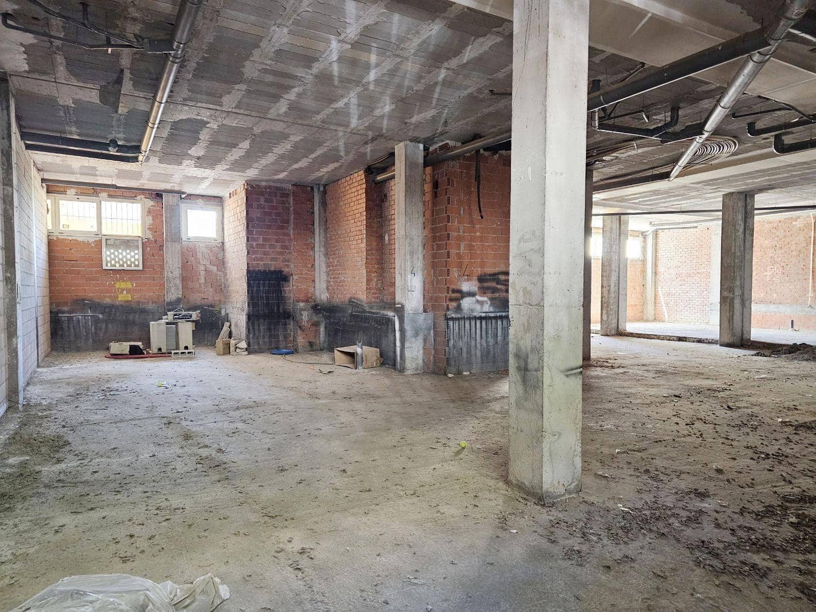 Erhverv til leje i Denia - € 5.500 (Ref: 8957265)