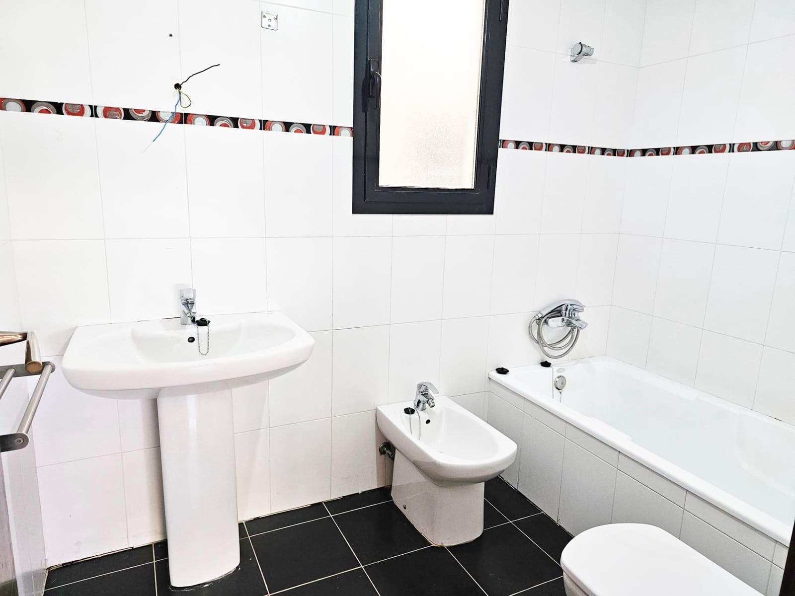 3 bedroom Flat for sale in Denia with garage - € 269,000 (Ref: 8979322)