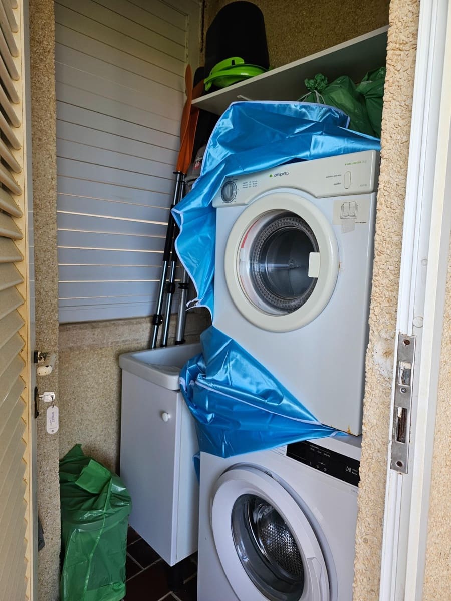 Appartement de 2 chambres à louer à Denia avec piscine - 900 € (Ref: 8982492)