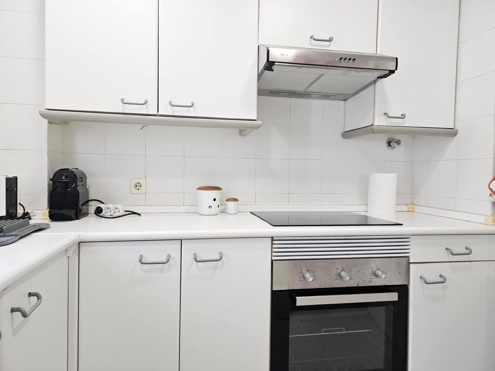 Apartamento de 2 habitaciones en Dénia en alquiler con piscina garaje - 850 € (Ref: 8982492)