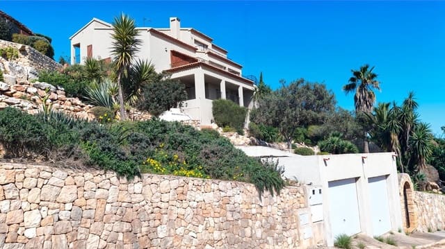 7 Zimmer Villa zu verkaufen in Dénia mit Pool Garage - 1.450.000 € (Ref: 8993932)