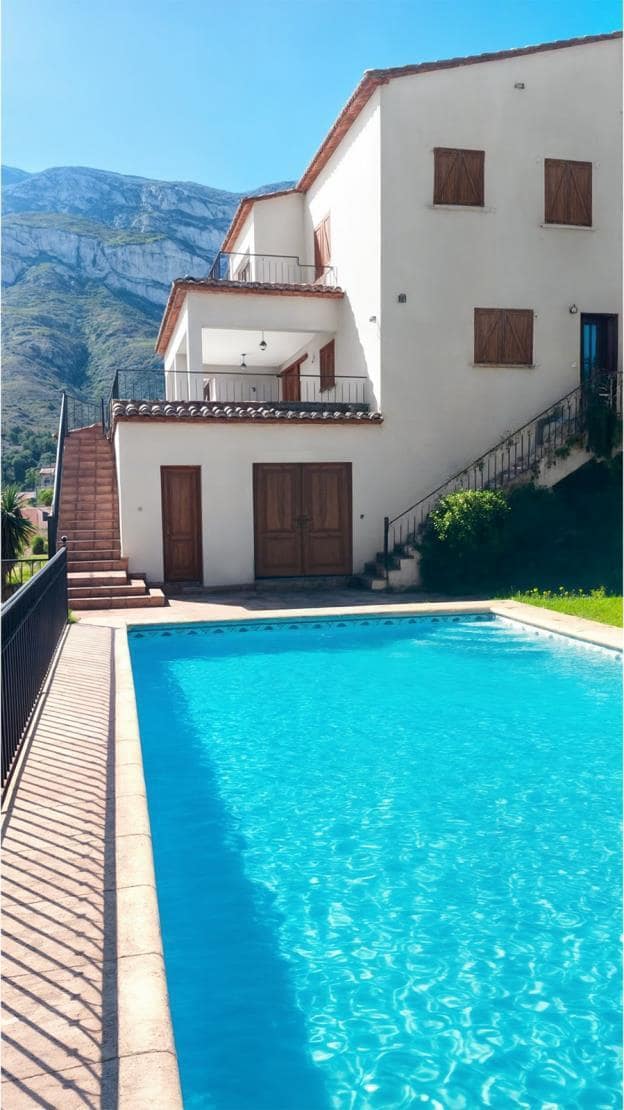 7 bedroom Villa for sale in Denia with pool garage - € 1,450,000 (Ref: 8993932)
