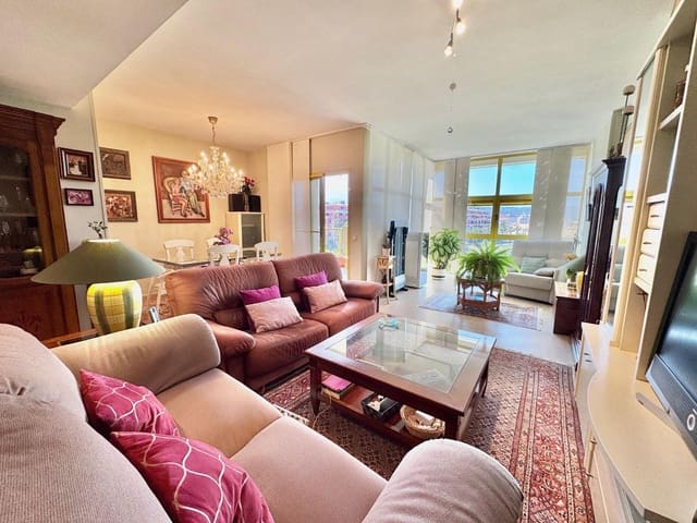 3 quarto Apartamento para venda em Centro Urbano, Dénia com piscina - 399 000 € (Ref: 8999182)