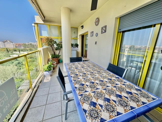3 soveværelse Lejlighed til salg i Centro Urbano, Dénia med swimmingpool - € 399.000 (Ref: 8999182)
