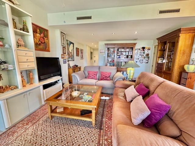 Apartamento de 3 habitaciones en Centro Urbano, Dénia en venta con piscina - 399.000 € (Ref: 8999182)