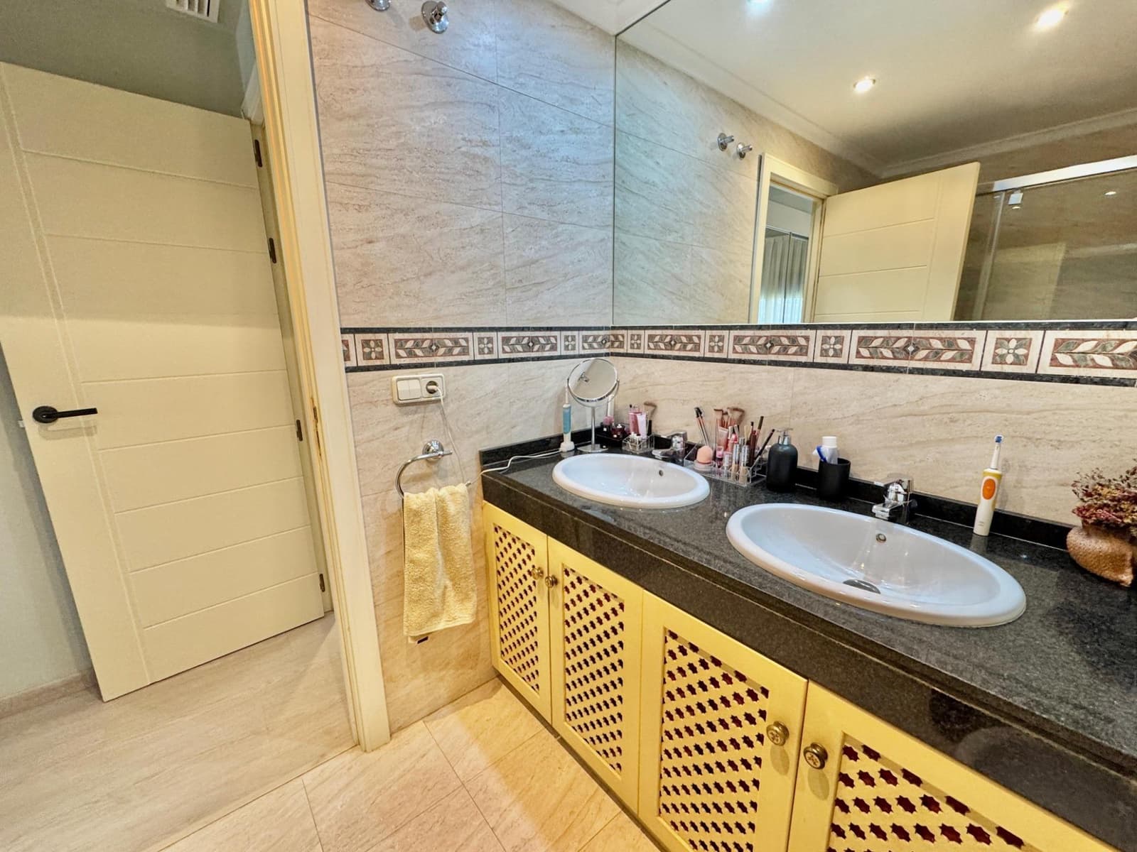 Apartamento de 3 habitaciones en Dénia en venta con piscina - 399.000 € (Ref: 8999182)