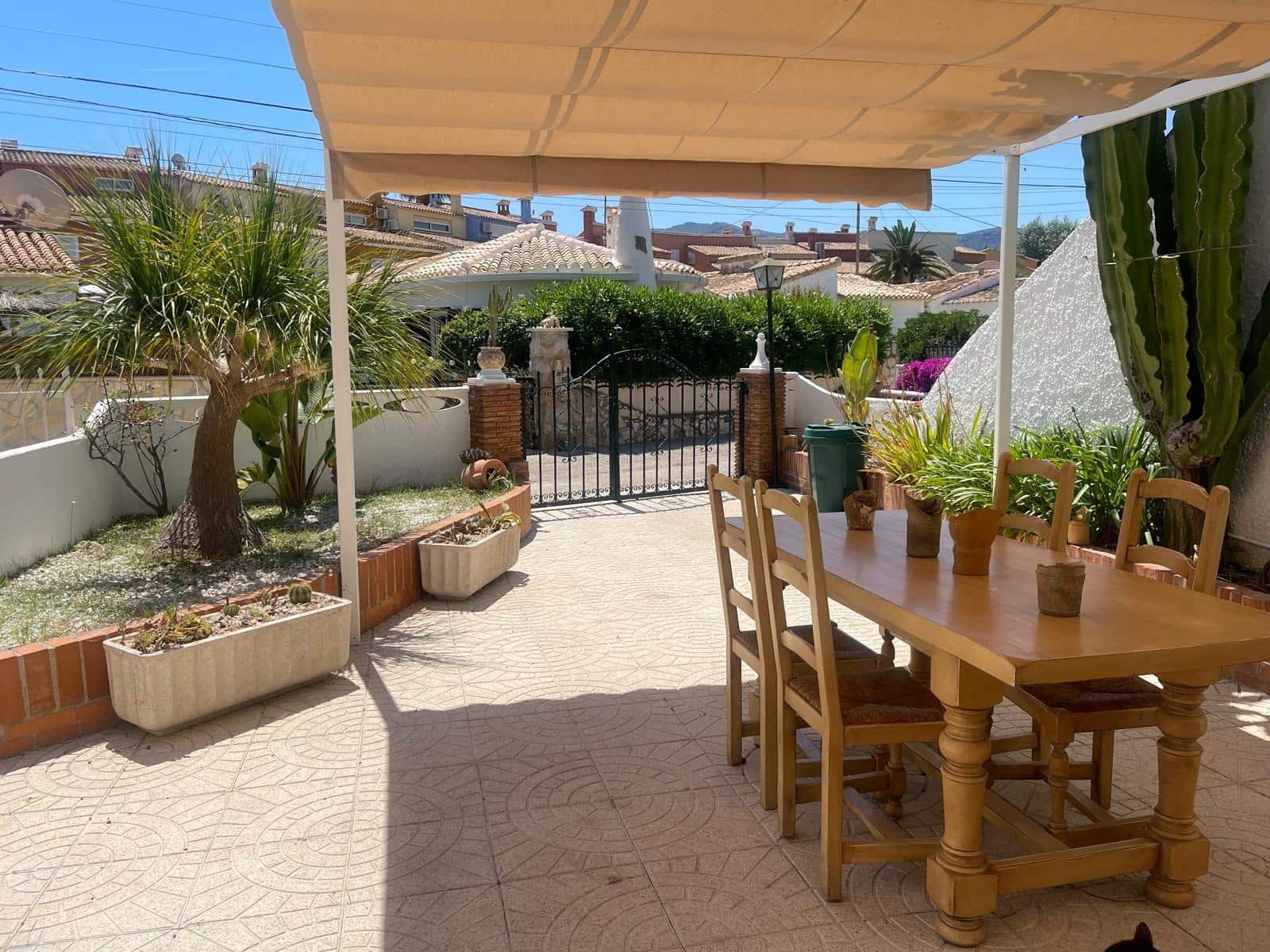 3 slaapkamer Rijtjeshuis te koop in Denia - € 269.000 (Ref: 9017189)