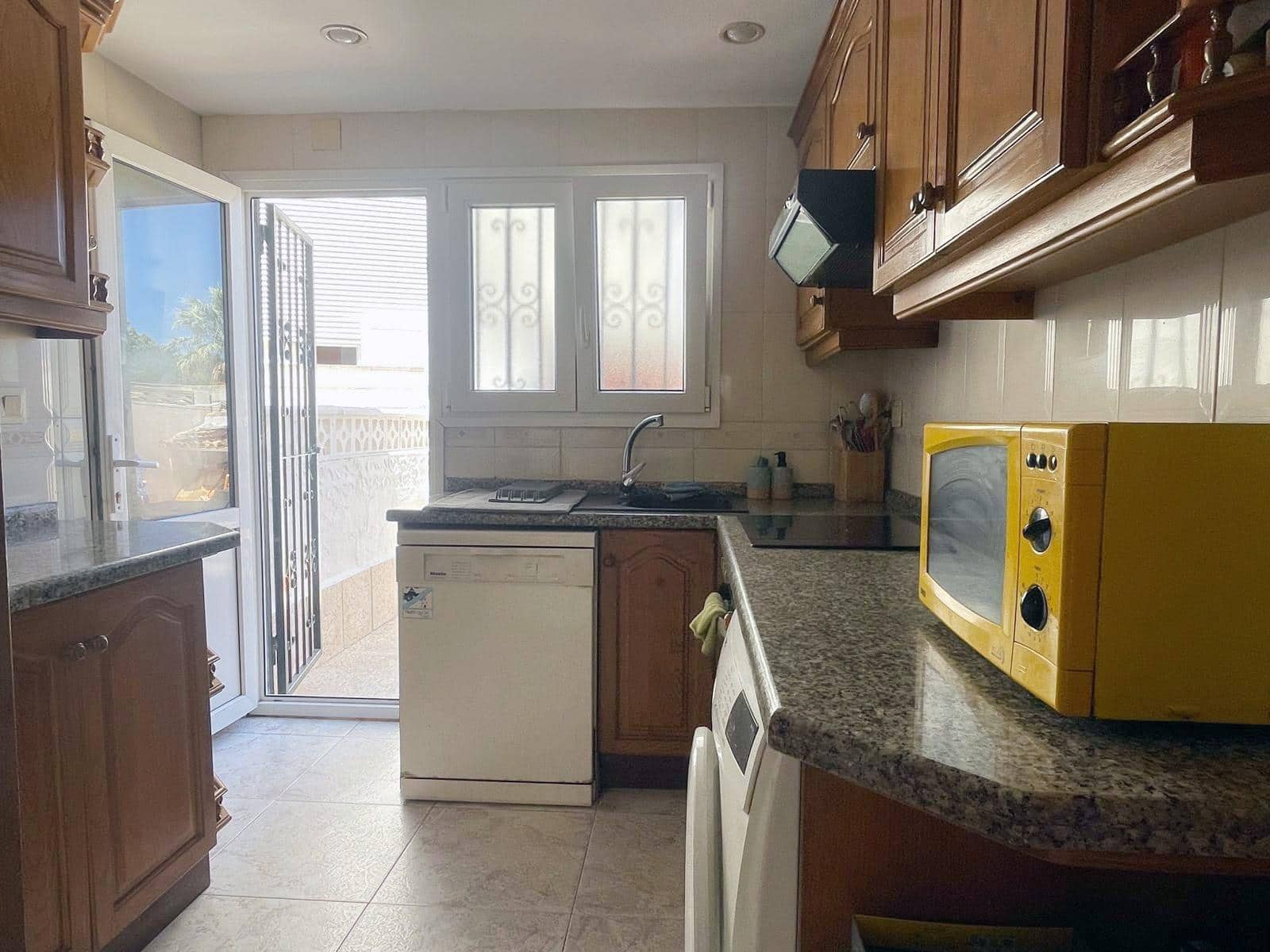 3 chambre Villa/Maison Mitoyenne à vendre à Denia - 269 000 € (Ref: 9017189)