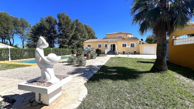 4 soverom Villa til salgs i El Montgó, Dénia med svømmebasseng garasje - € 920 000 (Ref: 9036806)