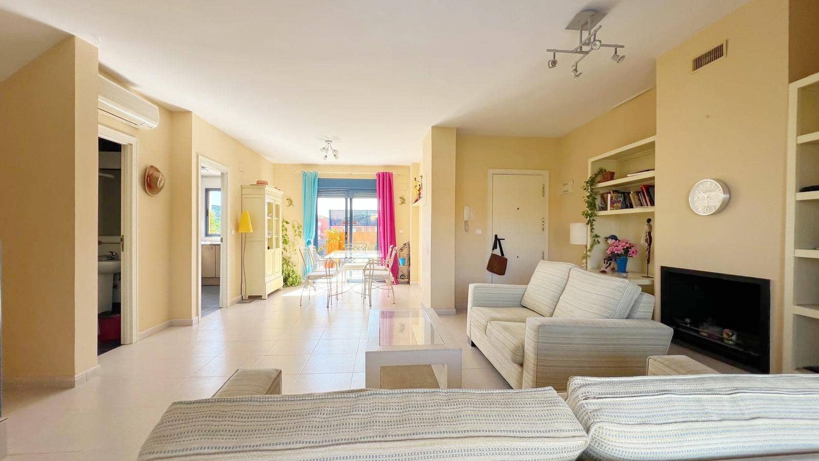 4 bedroom Penthouse for sale in Denia with pool - € 498,000 (Ref: 9085404)