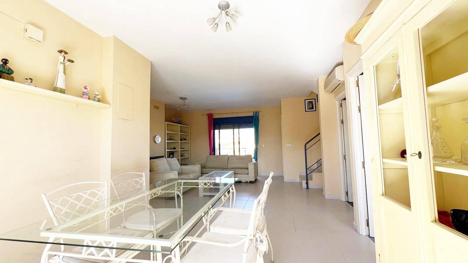 4 bedroom Penthouse for sale in Denia with pool - € 498,000 (Ref: 9085404)