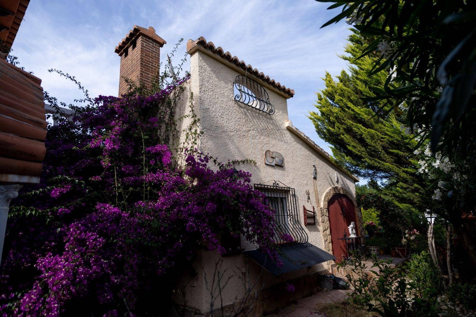 5 bedroom Villa for sale in Els Poblets with pool garage - € 845,000 (Ref: 9085405)