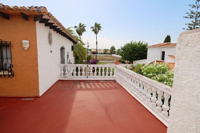 5 bedroom Villa for sale in Els Poblets with pool garage - € 845,000 (Ref: 9085405)