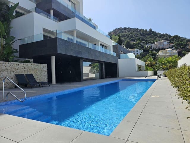 3 soveværelse Lejlighed til leje i La Sella med swimmingpool - € 2.800 (Ref: 9089937)