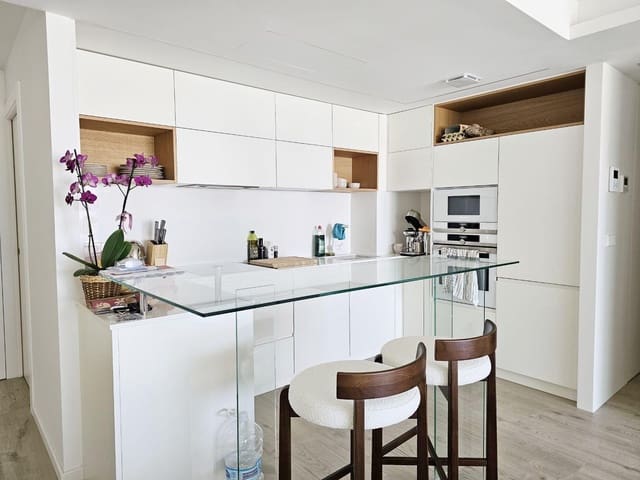 Appartement de 3 chambres à louer à La Sella avec piscine - 2 500 € (Ref: 9089937)