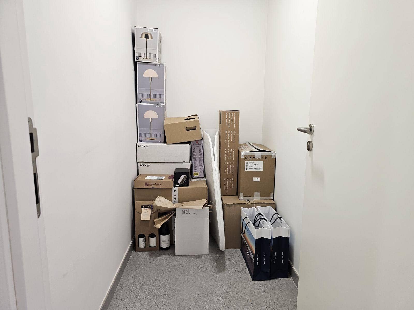 3 soveværelse Lejlighed til leje i La Sella med swimmingpool - € 2.500 (Ref: 9089937)