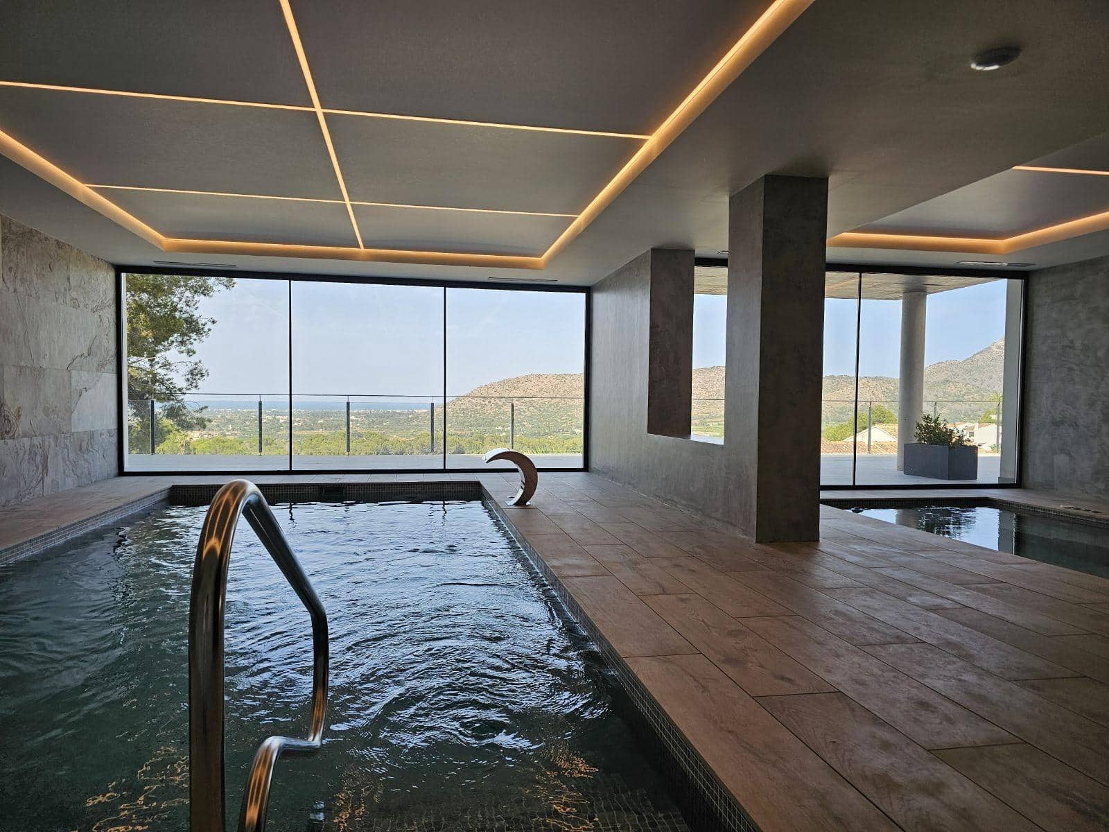 3 soveværelse Lejlighed til leje i La Sella med swimmingpool - € 2.500 (Ref: 9089937)