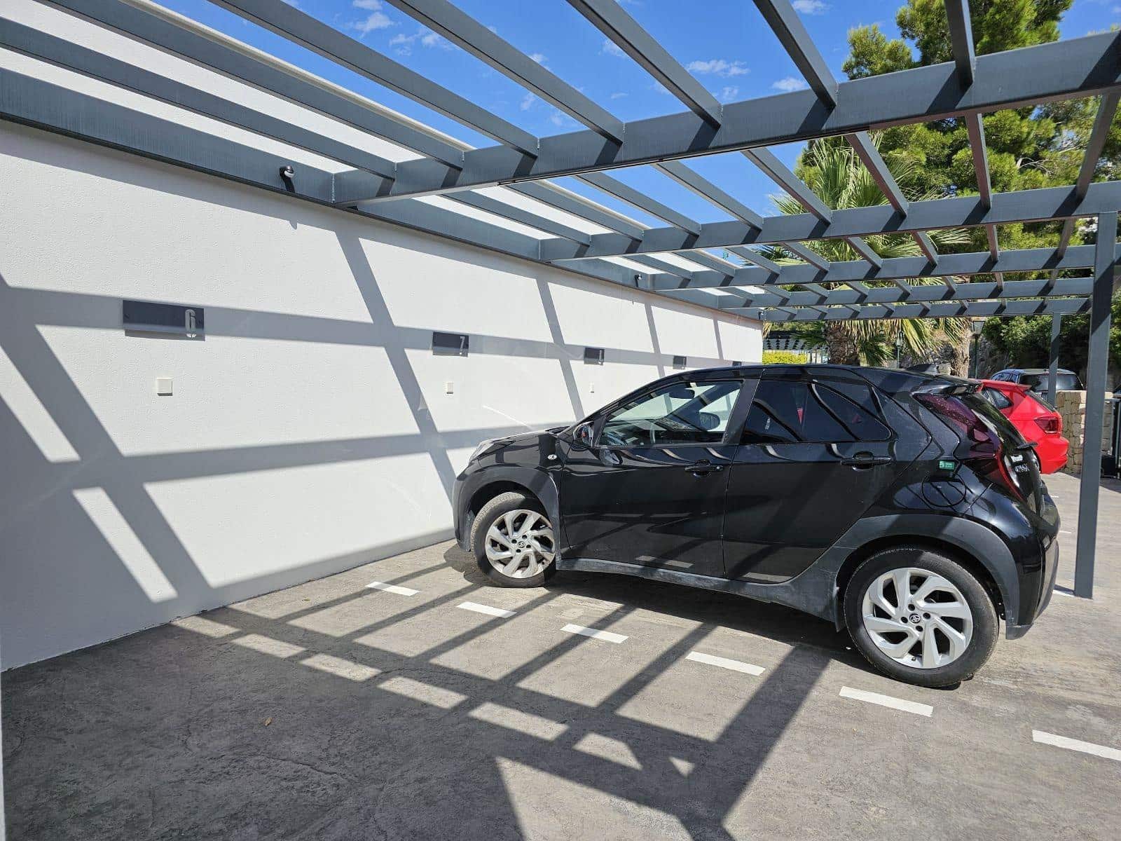 3 soveværelse Lejlighed til leje i La Sella med swimmingpool - € 2.500 (Ref: 9089937)